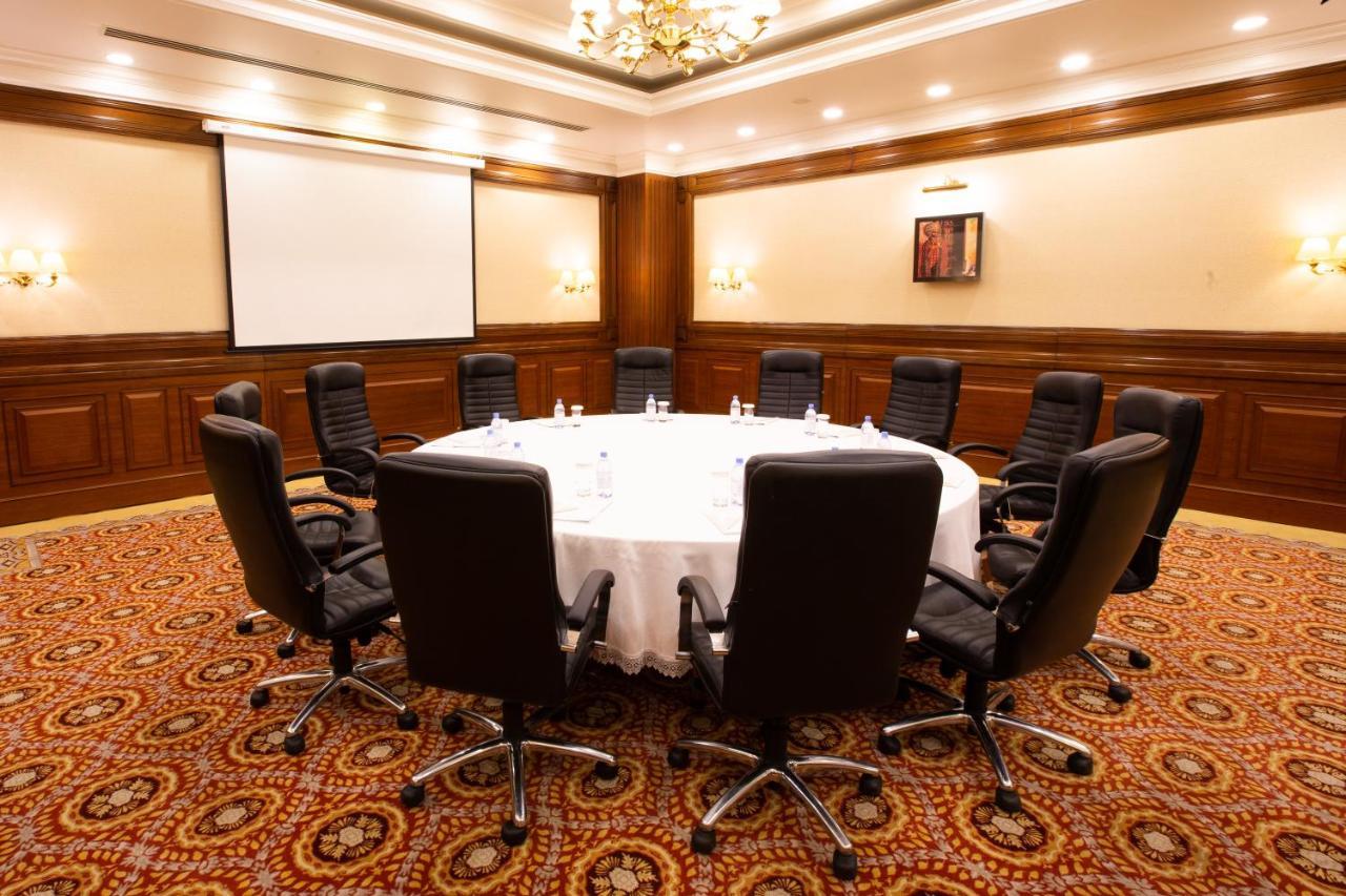 Rixos President Hotel Astana Εξωτερικό φωτογραφία