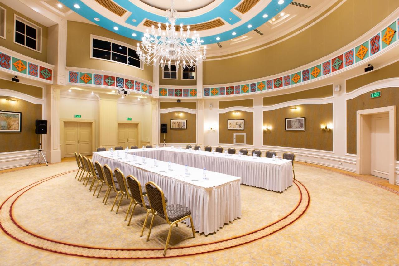 Rixos President Hotel Astana Εξωτερικό φωτογραφία