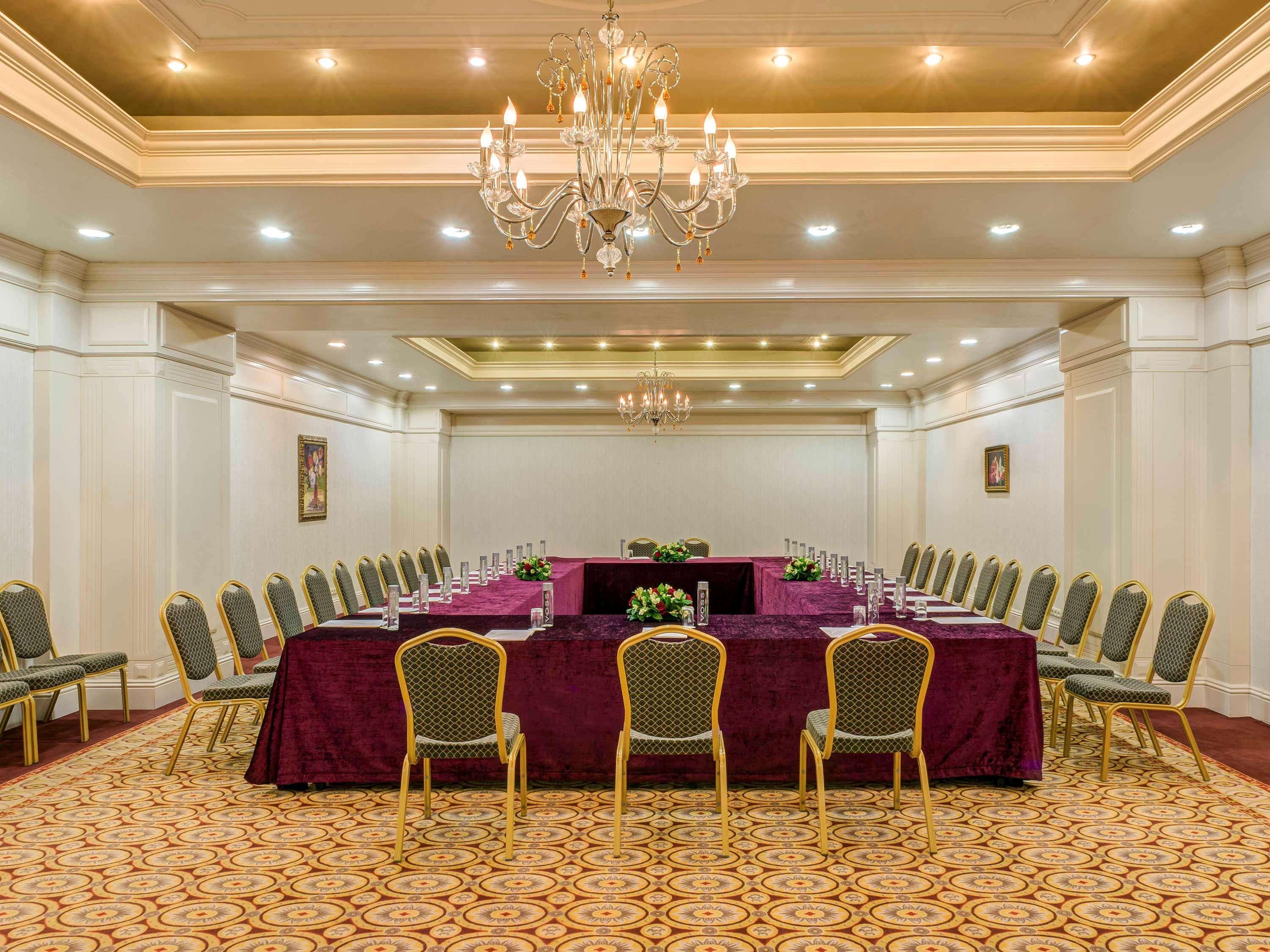 Rixos President Hotel Astana Εξωτερικό φωτογραφία