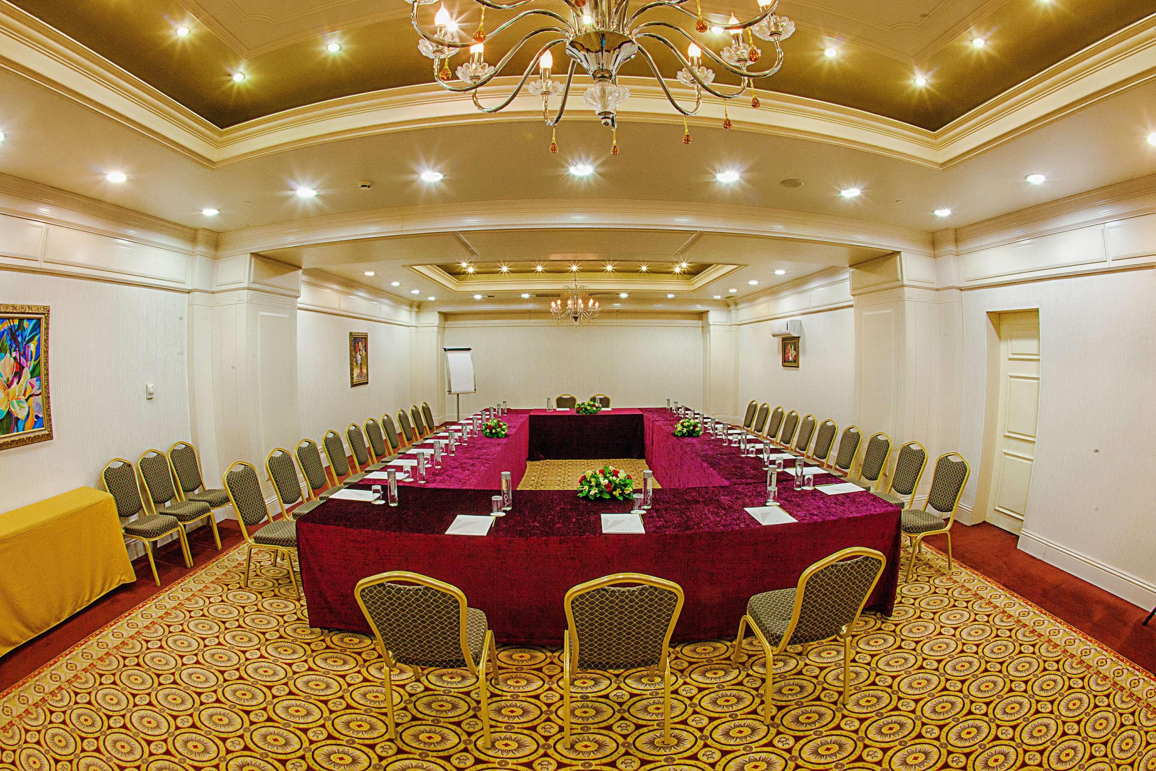 Rixos President Hotel Astana Εξωτερικό φωτογραφία